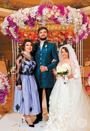 Роза Сябитова потратила на свадьбу дочери 15 миллионов